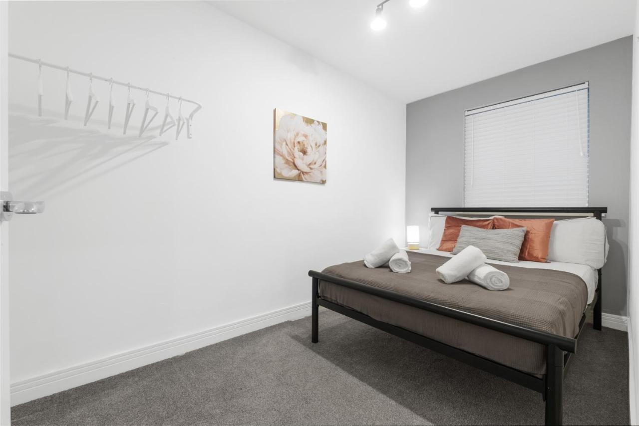 Birmingham, Modern 2 Bedroom, Free Parking Spaces, Free Wi-Fi And Netflix Luaran gambar